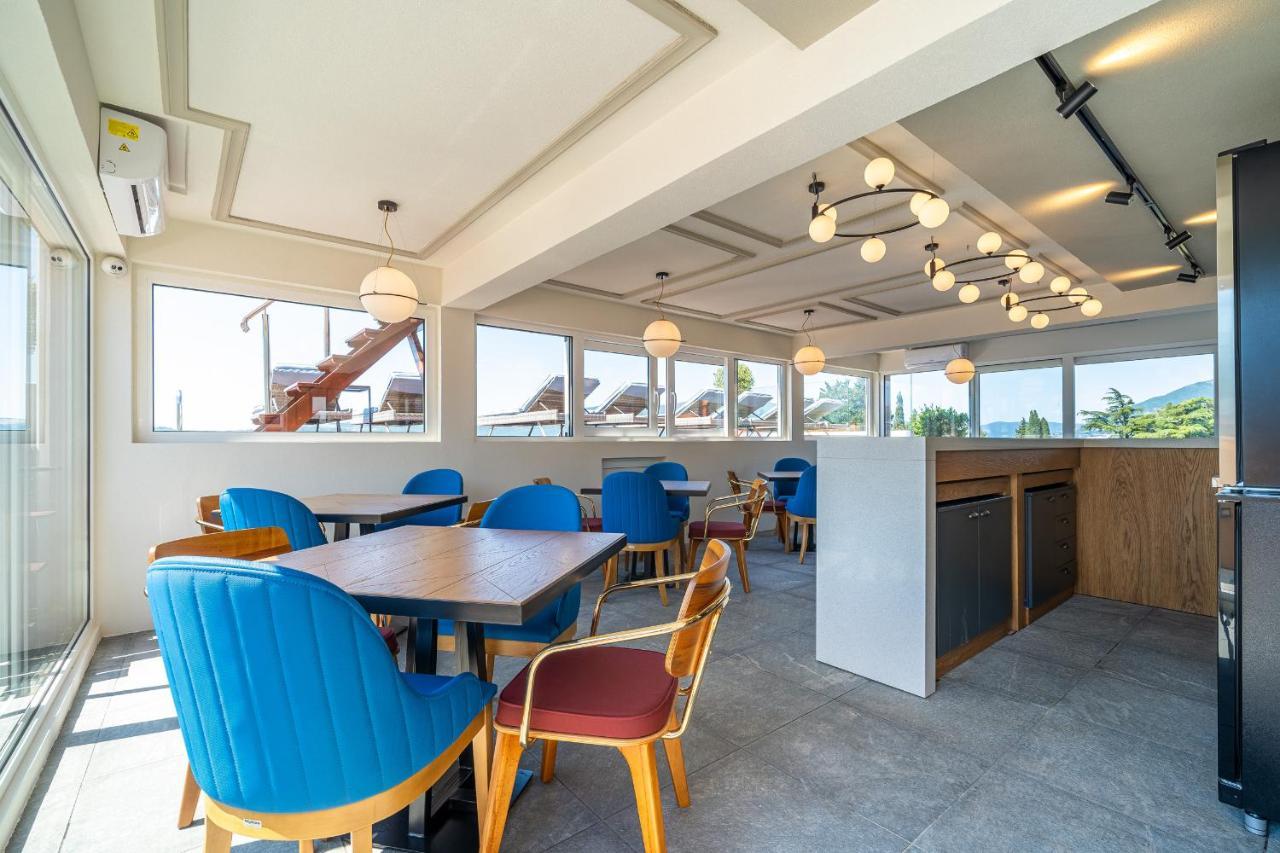 Elysium Tivat Apartman Kültér fotó